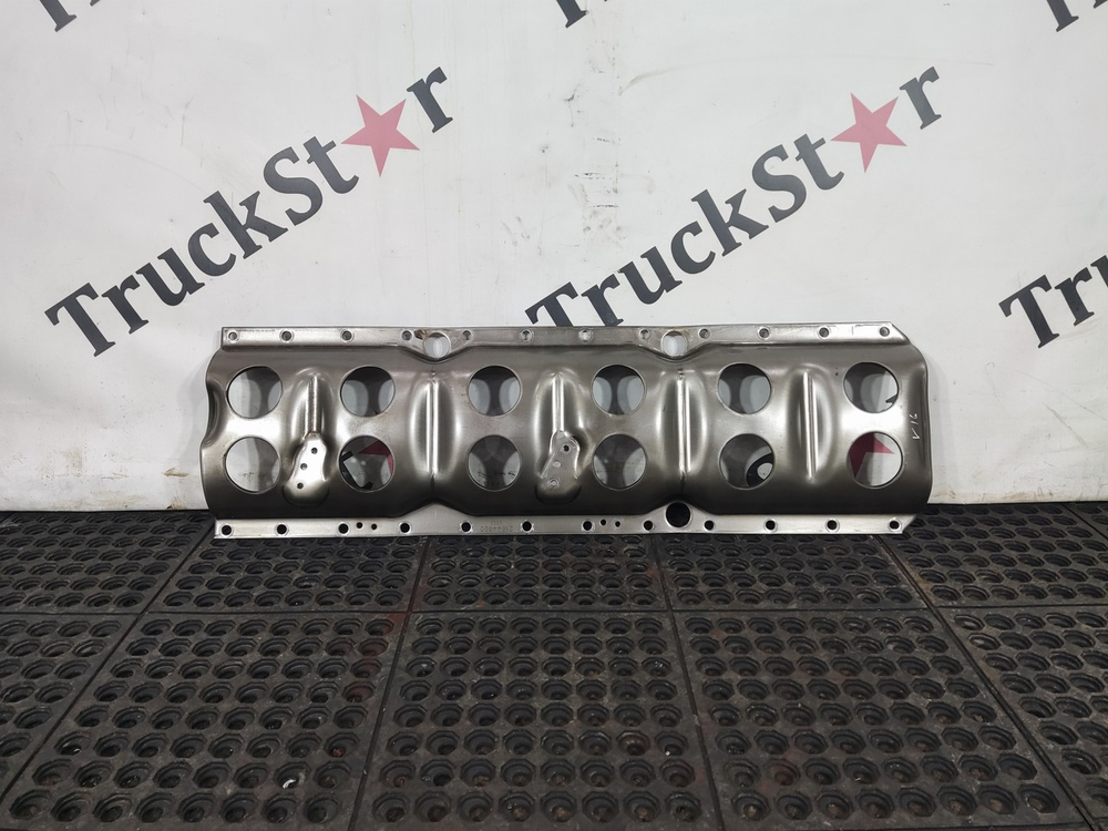 Маслоотражатель