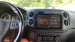 Магнитола для Volkswagen Tiguan 1 2011-2016 (рамка 9 чёрная, прямоуг. кнопка) - FarCar 489M монитор 9" QLED на Android 13, 8 ядер (TS18), CarPlay, 4G SIM-слот