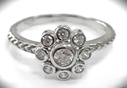 Ювелирное кольцо "Эстерелла" из серебра 925 пробы