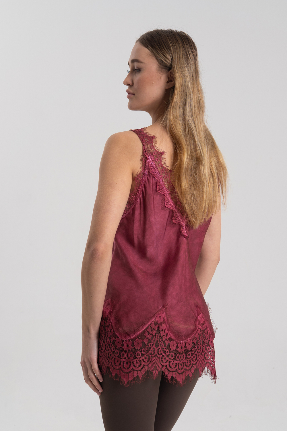 Топ с кружевом