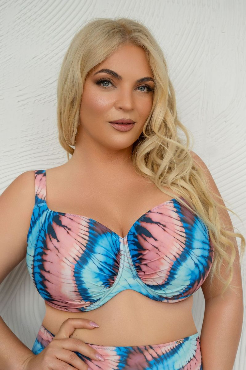 FIJI Softroma Бюст купальный