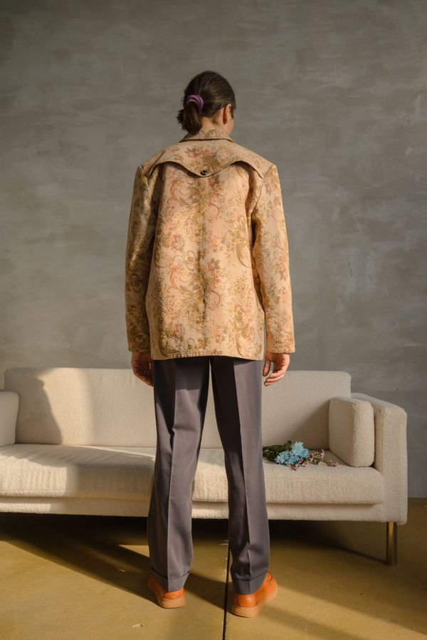 Куртка из Антикварного Гобелена/Antique Gobelin Jacket бежевая - фото 4