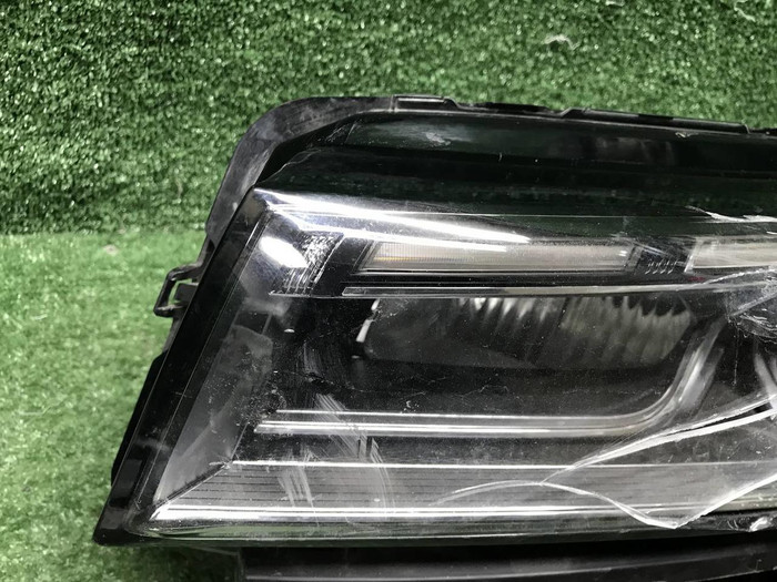 Битая Фара левая Geely Emgrand 2 (2021-н.в.) LED