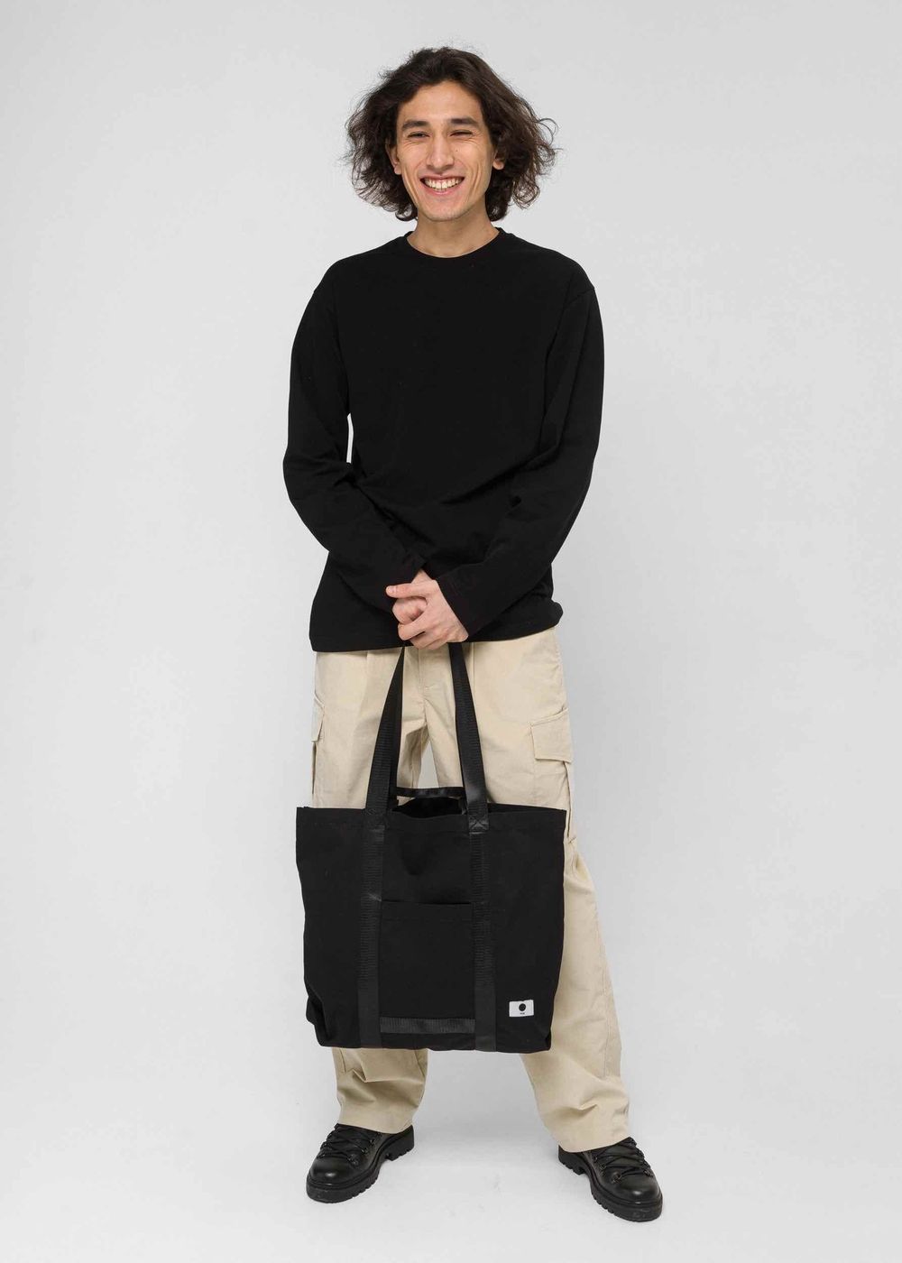 Шоппер FOS Объёмный из плотного хлопка с ручками из стропы черный