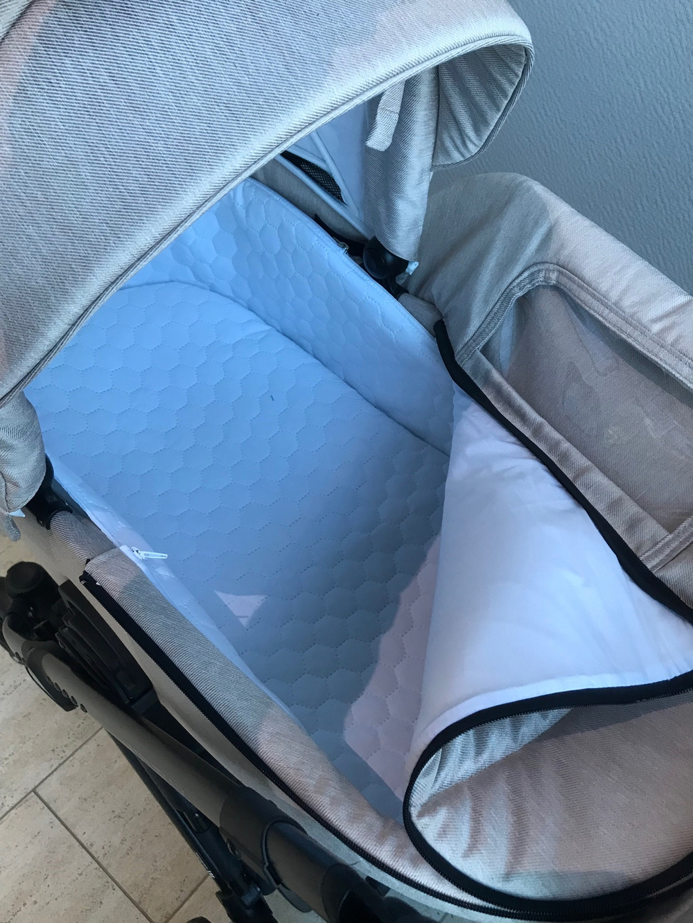 Коляска  MONTANA (2 в 1) (RIKO BASIC) 02 бежевый