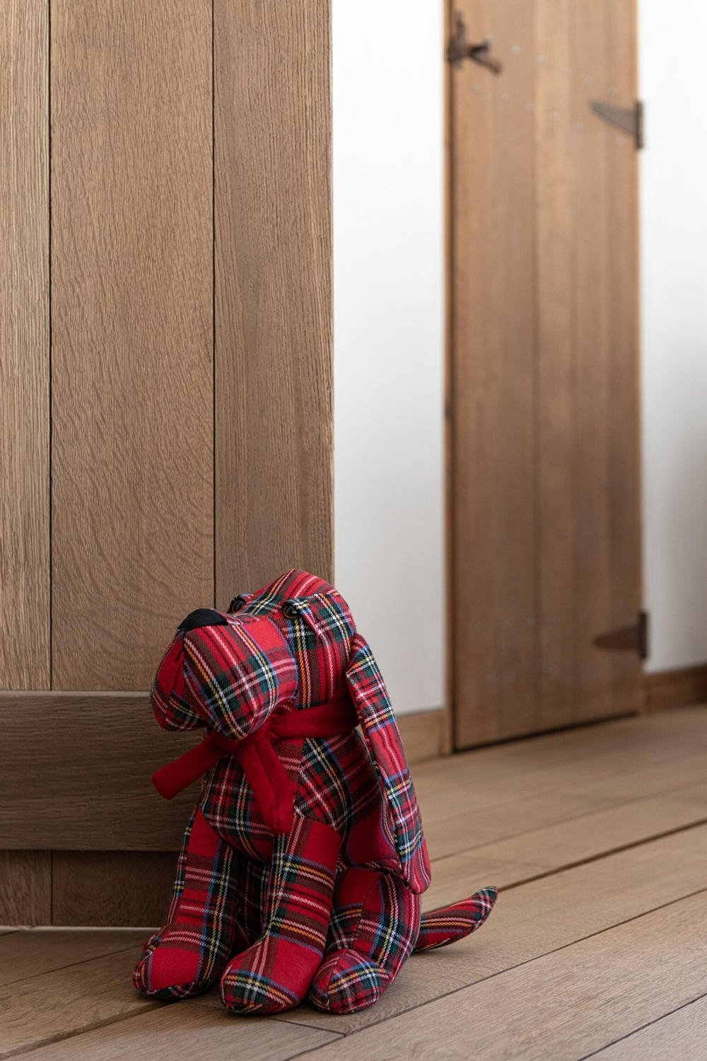 Стопер декоративный "Собака" шотландка в ассортименте 18x20x30см Текстиль