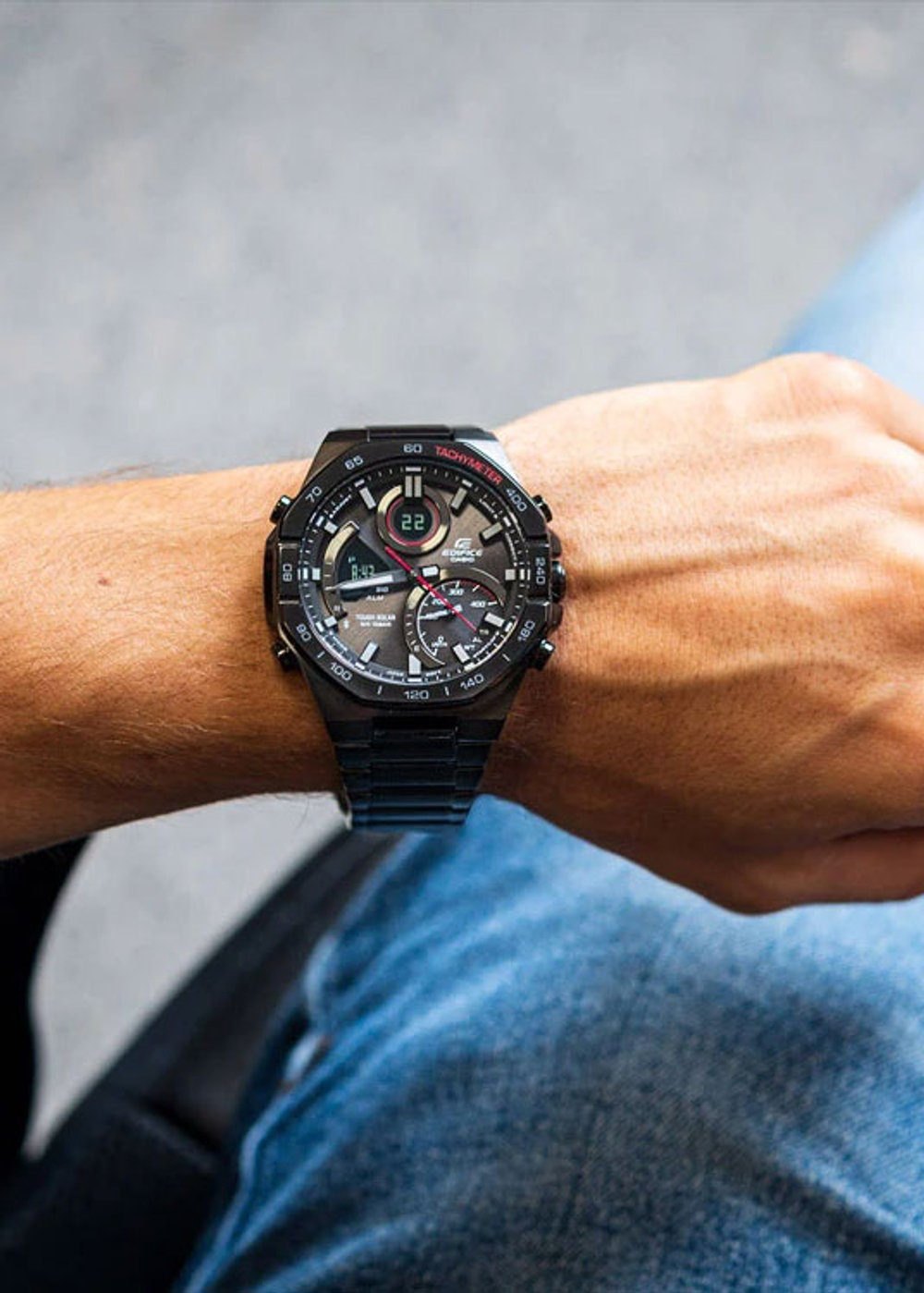 Часы Casio ECB-950DC-1A