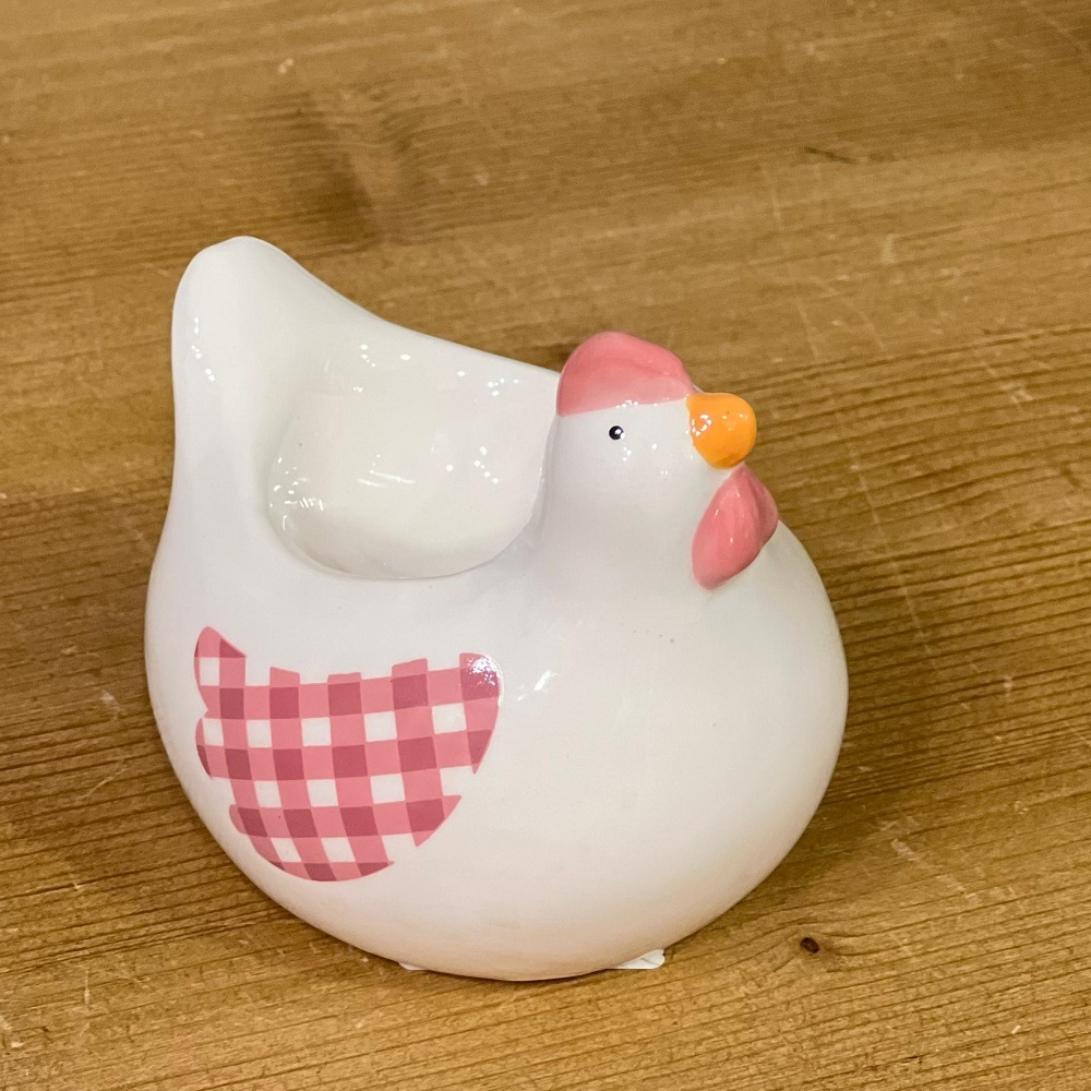 Подставка для яйца в виде курочки