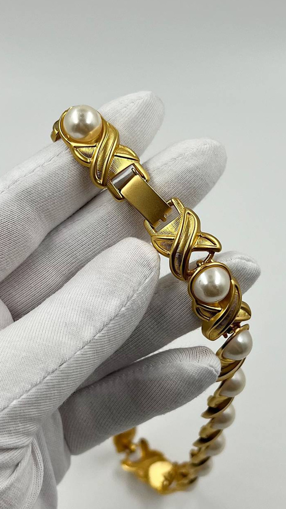 Чокер с «жемчугом»