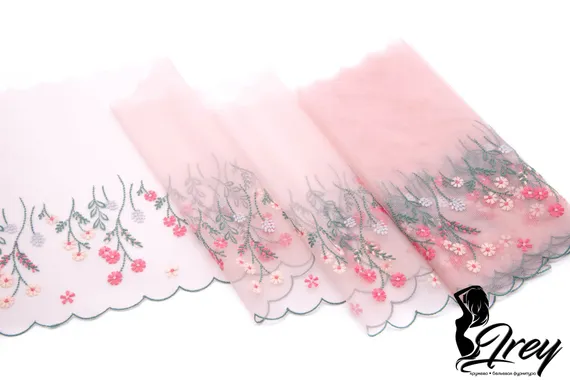 05-124 ОПТ Вышивка на неэл. сетке 22 см, лотос/коралл/зеленый/телесный (левая)