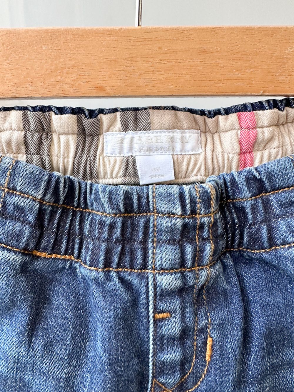 Джинсы Burberry, 98