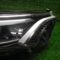 Фара правая Toyota RAV4 4 CA40 (2015-2019) LED