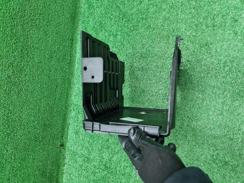 Площадка АКБ Land-Rover Discovery Sport (19-нв)