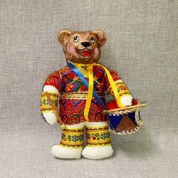 Ёлочная игрушка Медвежонок Музыкант с барабаном