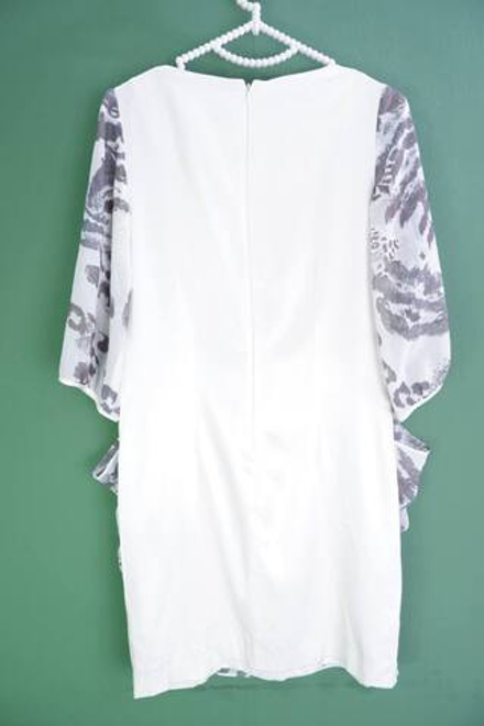 Платье Forever New свободного кроя, маркировка 8, визуально на 42 размер