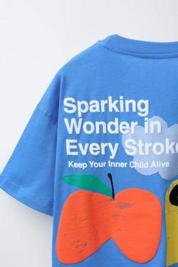 ZARA ФУТБОЛКА С РЕЛЬЕФНЫМ ПРИНТОМ «ЯБЛОКО», СИНИЙ