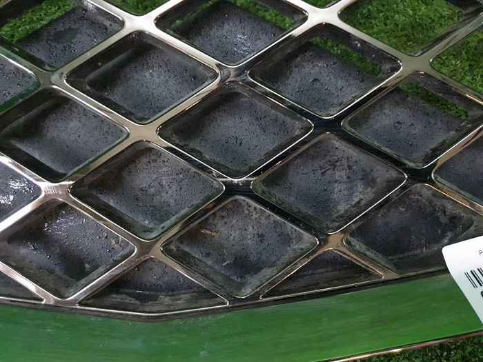 Решетка радиатора Genesis GV70 (2020-н.в.)