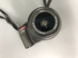 Nikon D5100 + 18-55mm 3.5-5.6G VR 14.005 кадров