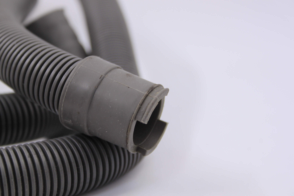 Сливной шланг стиральной машины Hi WM610W