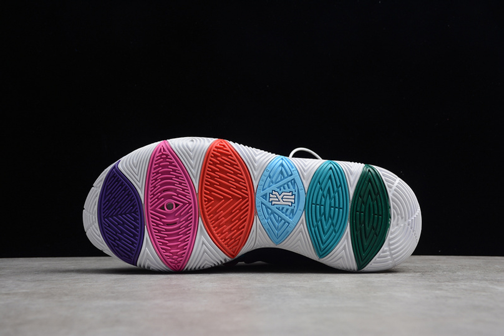 Nike Kyrie 5 Multi-Color