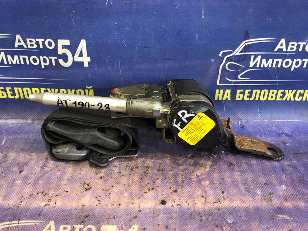 Ремень безопасности передний правый TOYOTA CARINA E 1997