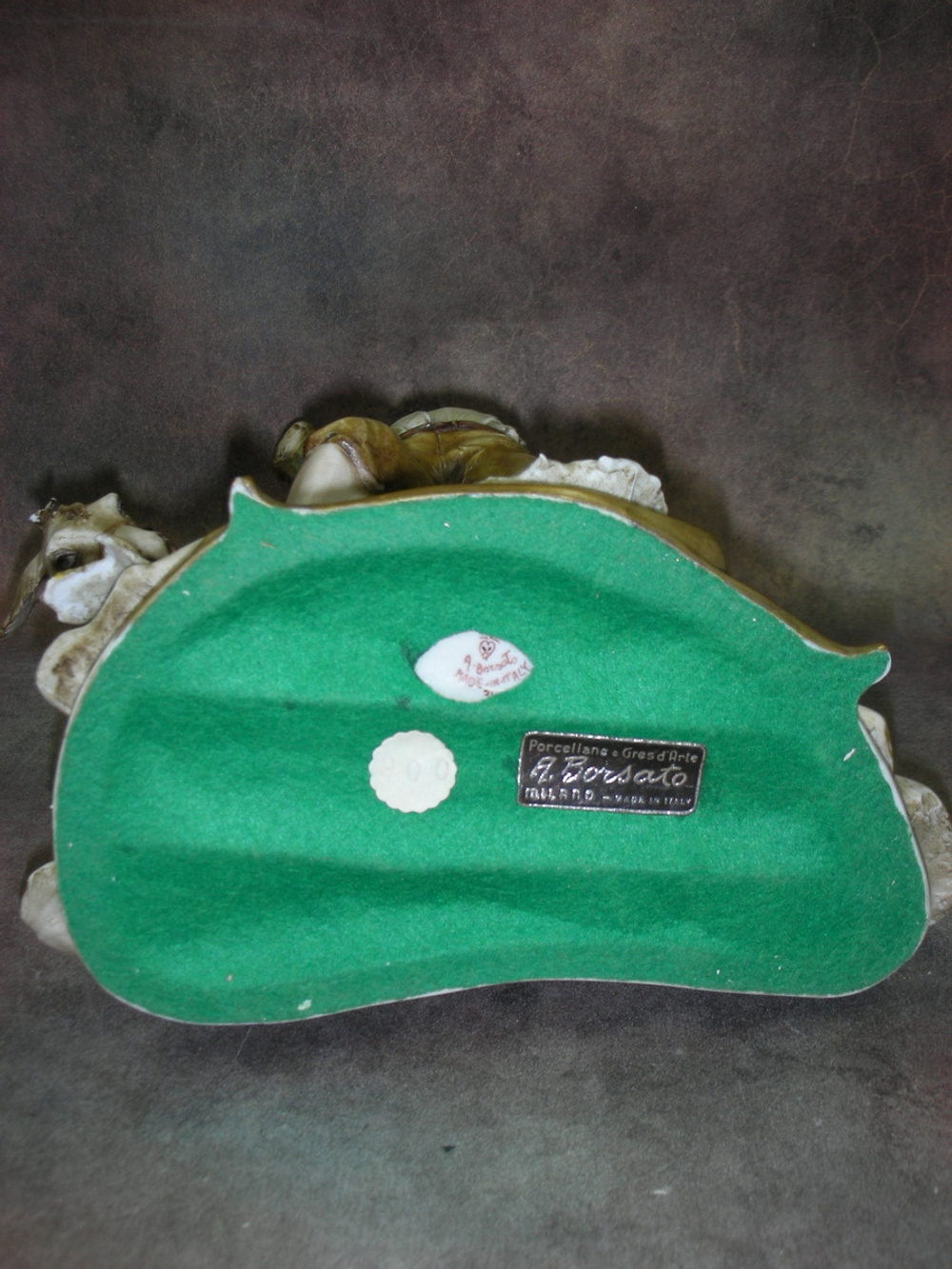 Статуэтка. Фарфор. Погонщик. Capodimonte. Италия