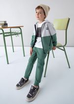 спортивные брюки