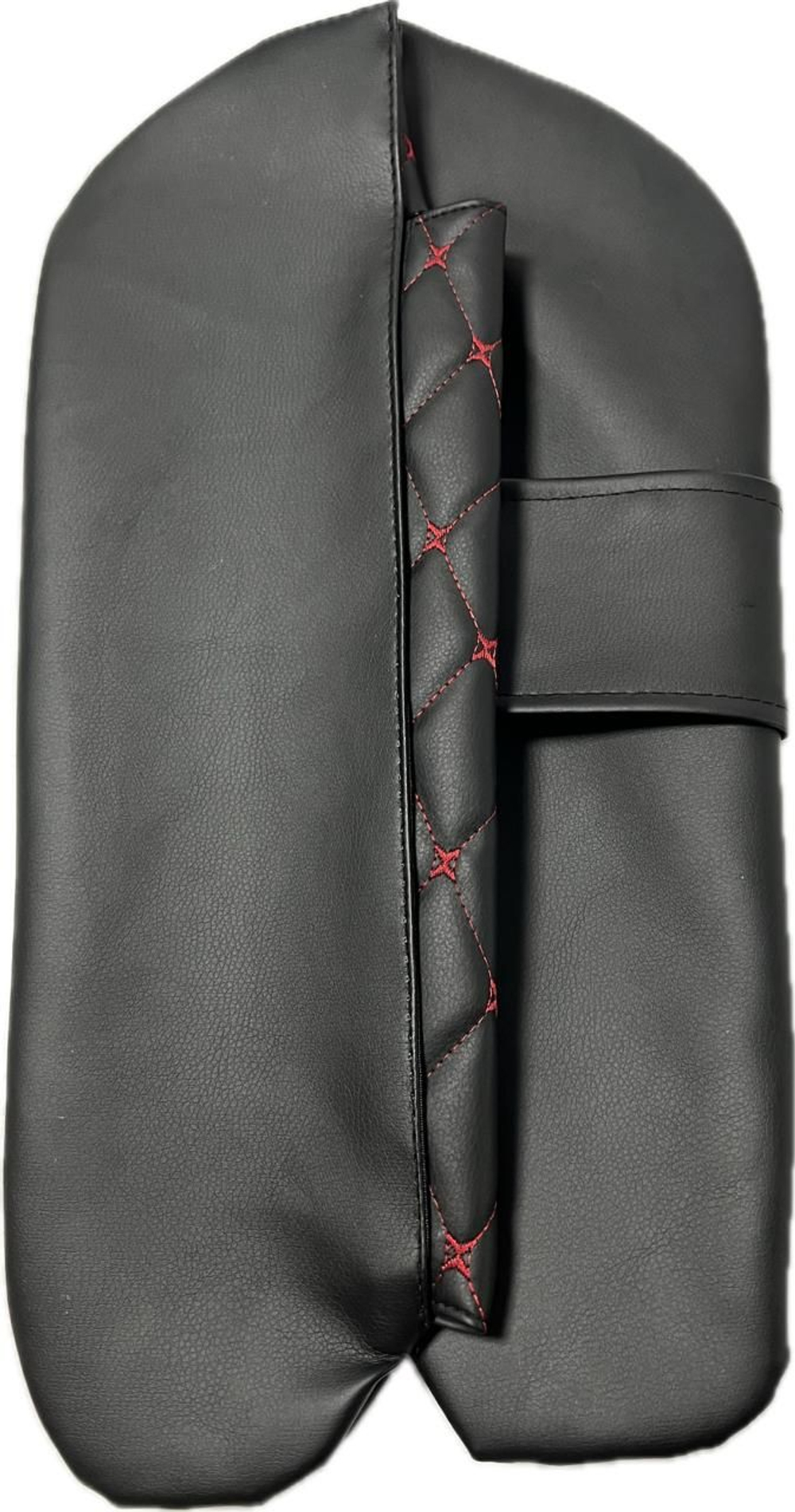 Чехлы на козырьки Волга 3110, 31105(красная нить Бабочка)