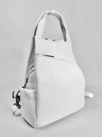 Женская сумка-рюкзак из натуральной кожи белого цвета