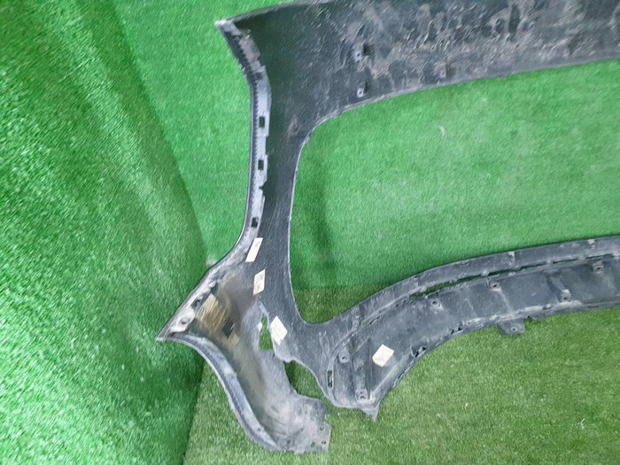 Бампер передний Hyundai Staria (2021-н.в.)