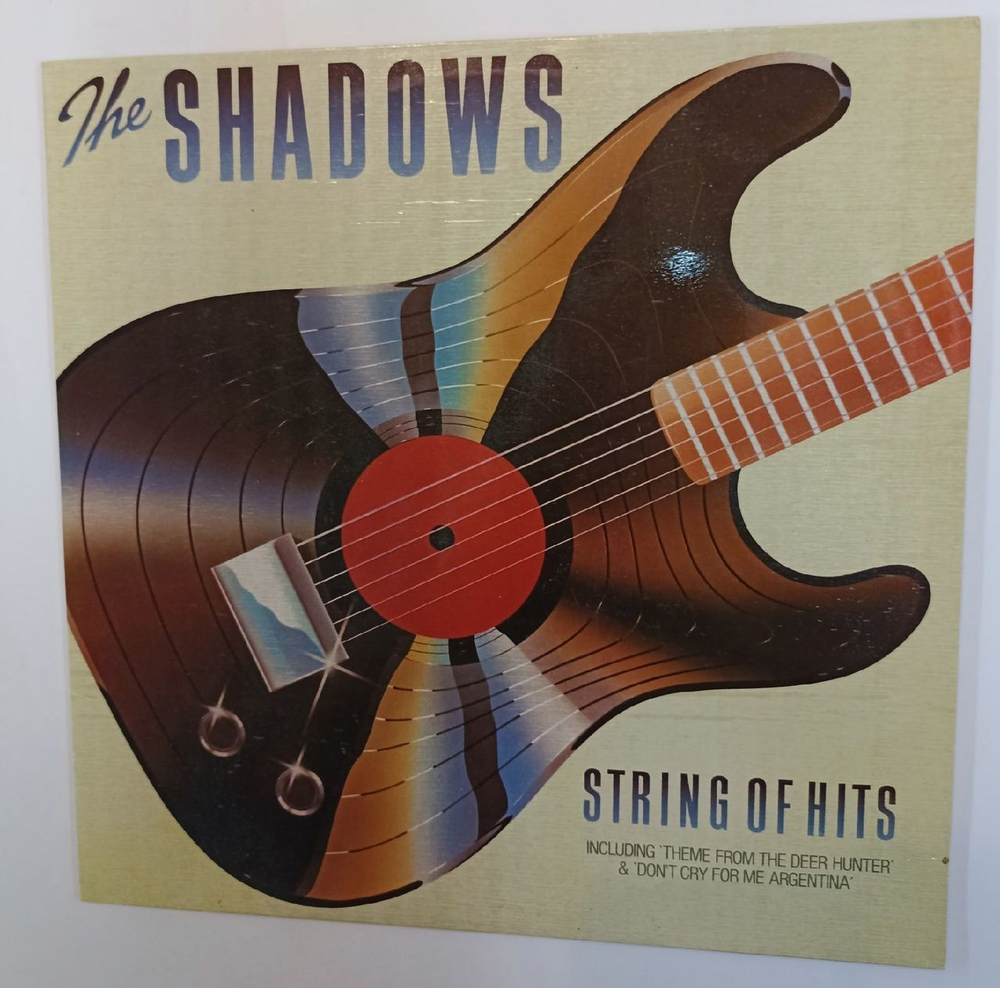 Винтажная виниловая пластинка The Shadows String Of Hits (India 1979)