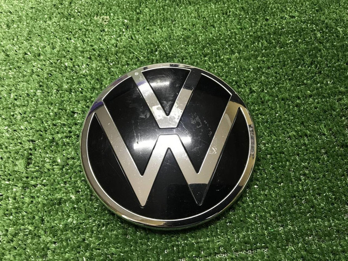 Эмблема решетки радиатора VW Polo 6 (2020-2022)