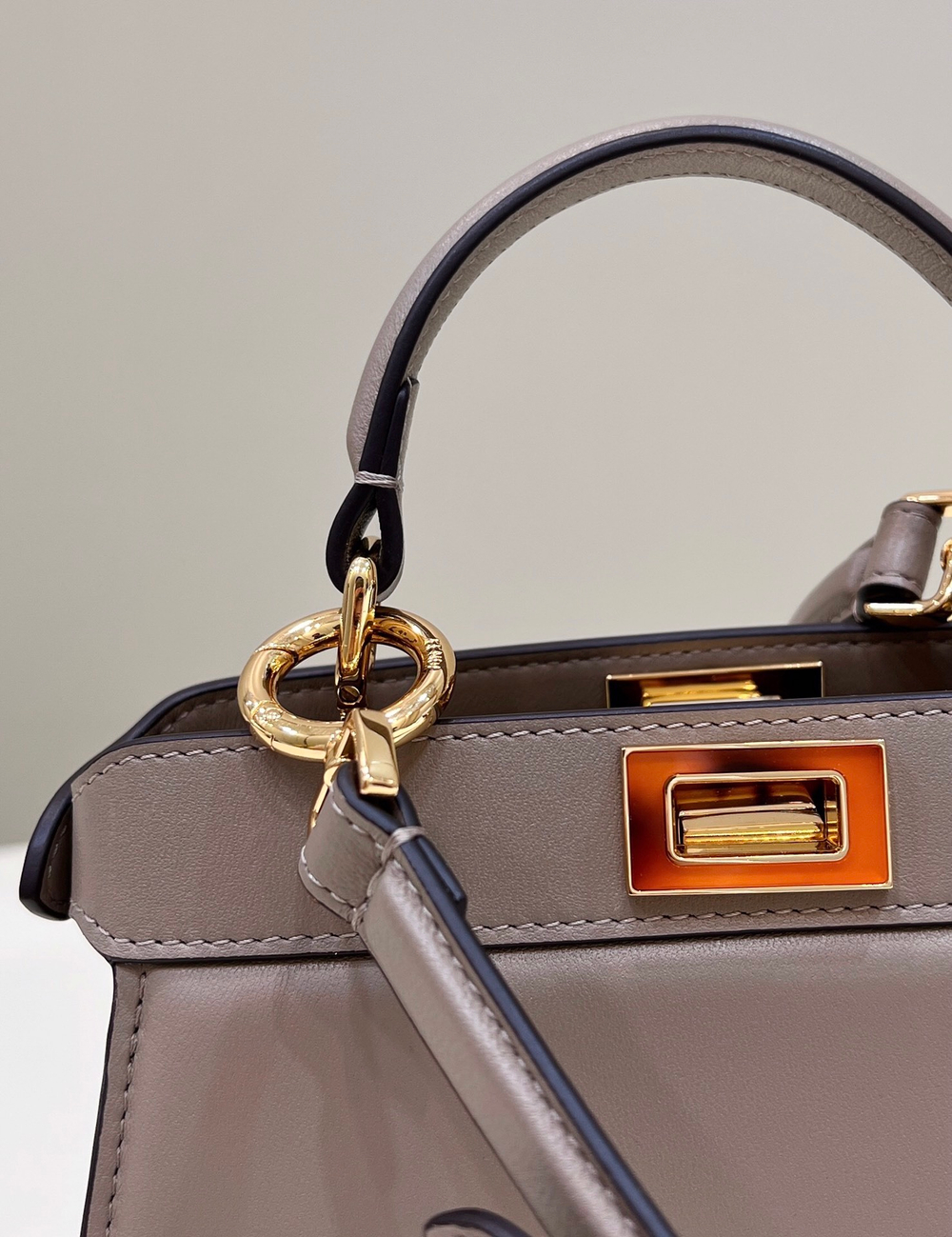 Fendi Peekaboo ISeeU Petite 20 cm