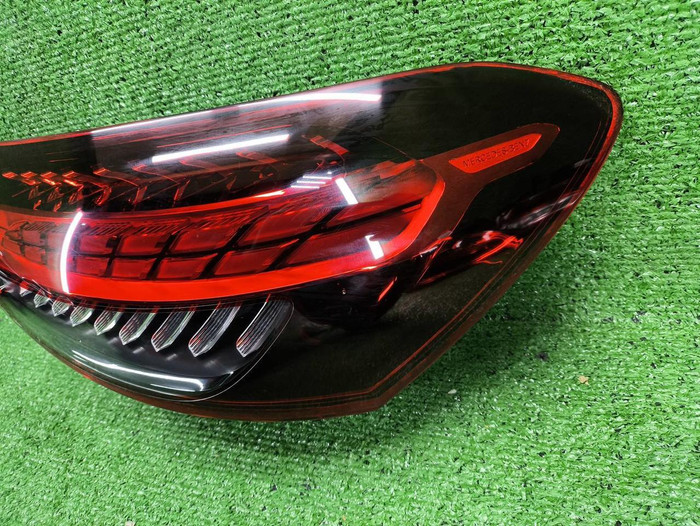 Фонарь правый внешний Mercedes E W213 (2020-2023)