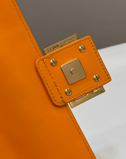 Fendi Baguette 27 cm