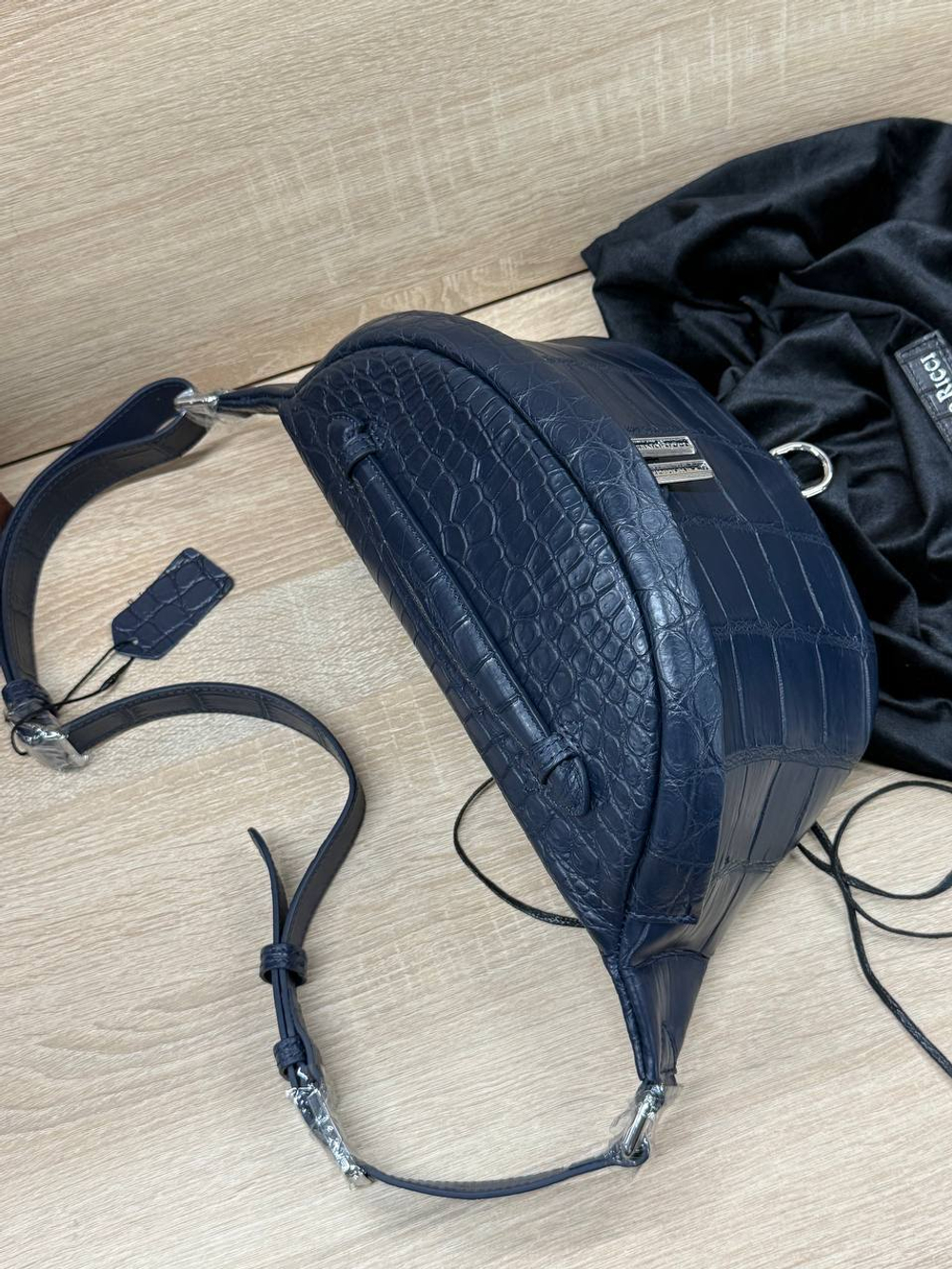 Сумка поясная Zilli из кожи крокодила