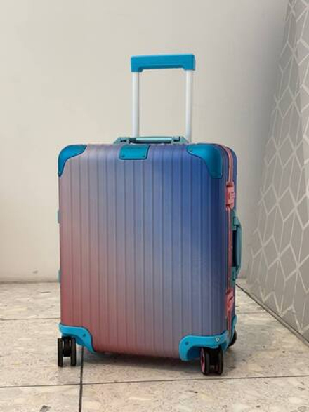 Чемодан Rimowa