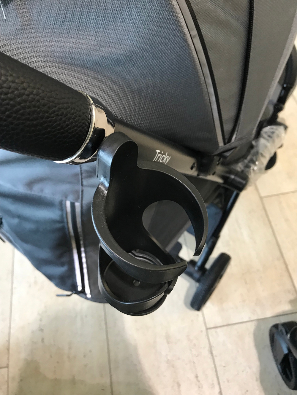 Детская коляска Bubago Tricky арт. BG 159-3 цвет Зеленый