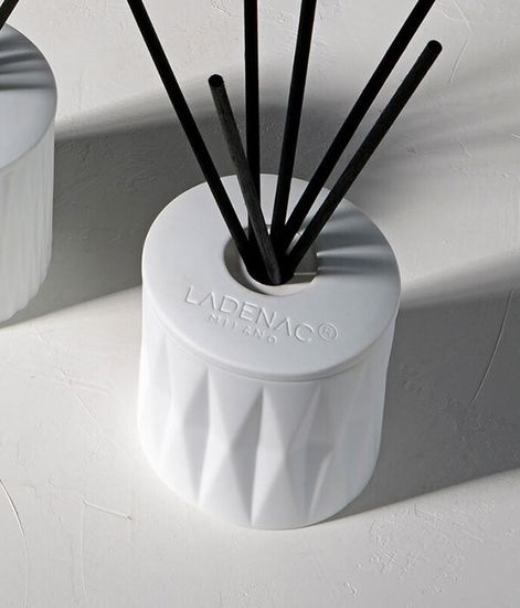 Monoi Oud, диффузор Origami collection, Ladenac Milano