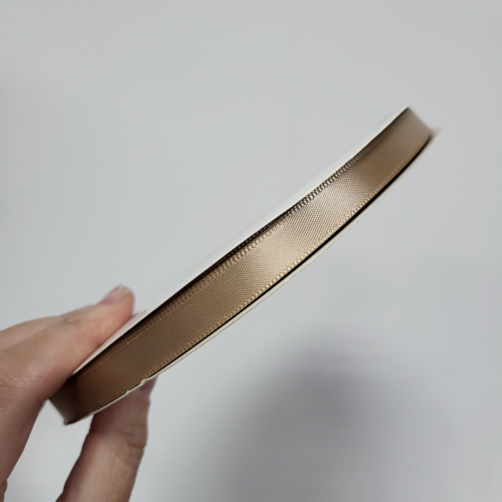 Лента атласная 1 см Шампань (91 м)