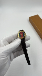 Часы Gucci