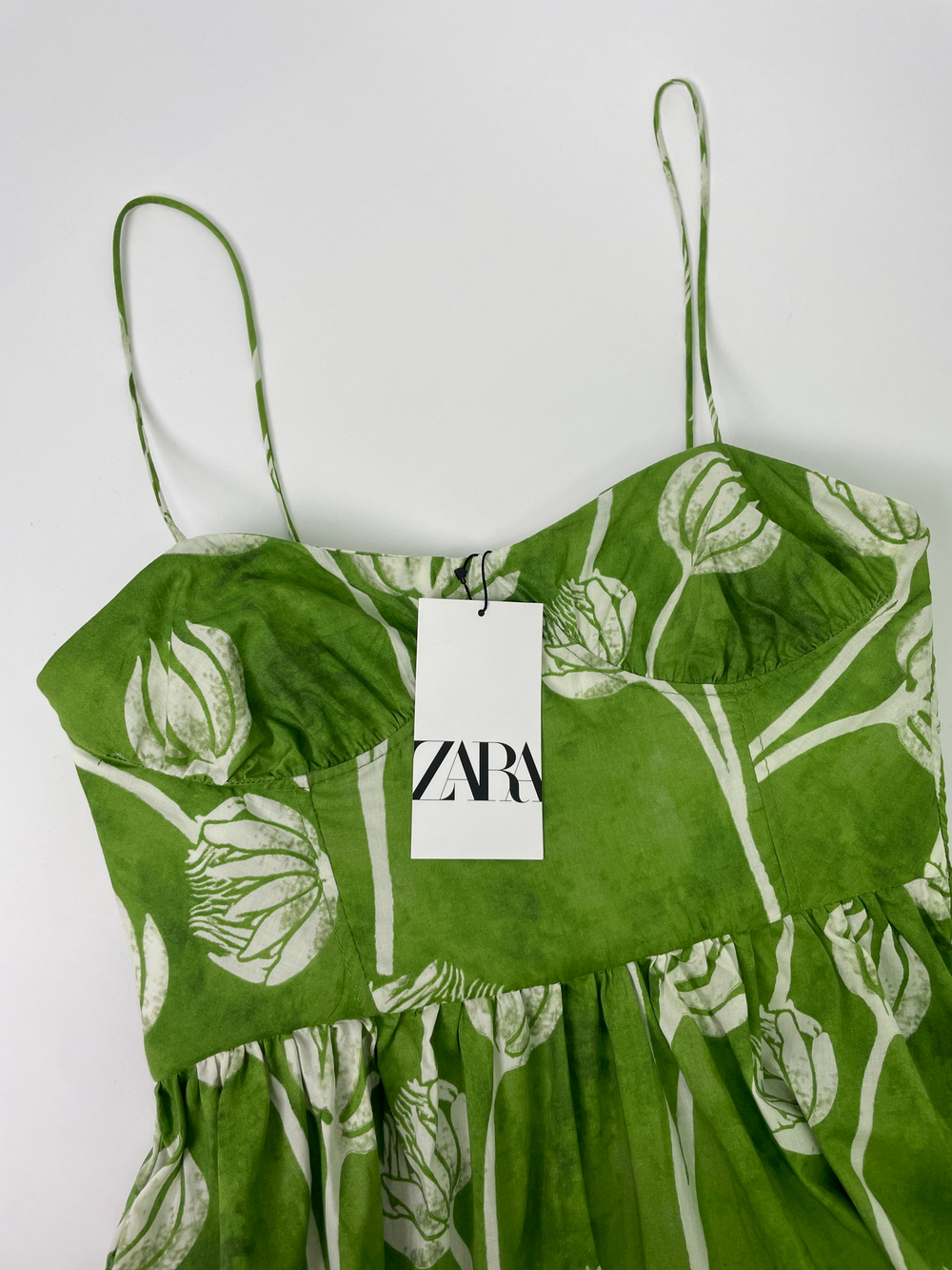 Платье Zara