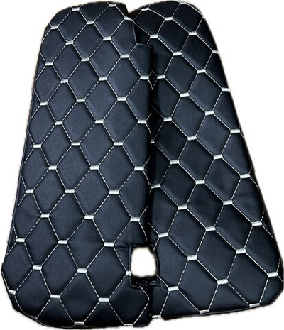 Чехлы на козырьки ЛАДА Ларгус, РЕНО Логан, Дастер, Сандеро (белая нить Рубин)