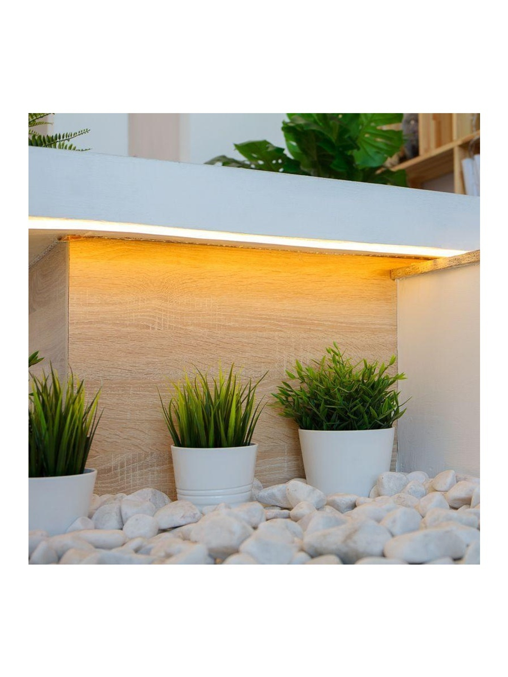 Шнур светодиодный SMD 20м 8х16мм 120LED/м тепл. бел. односторонний гибкий неон Neon-Night 131-008