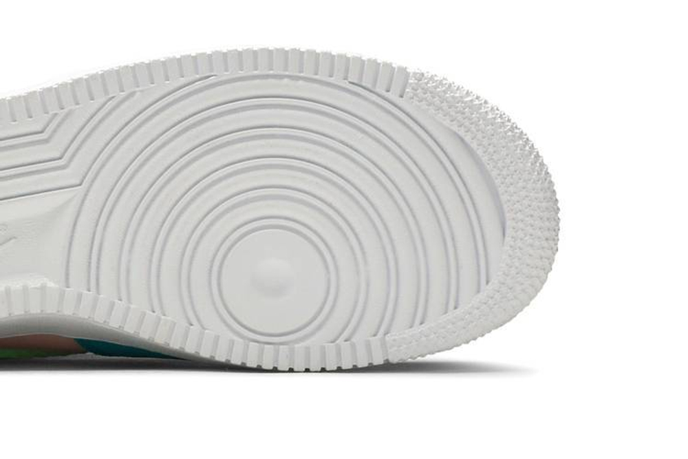 Кроссовки Nike Air Force 1 07 Lv8