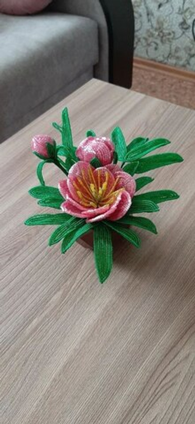 Мини Пион из бисера 12см