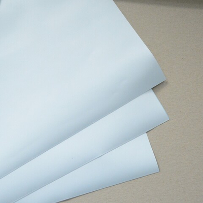 Отрез винила, белый матовый, размер 25х25см,