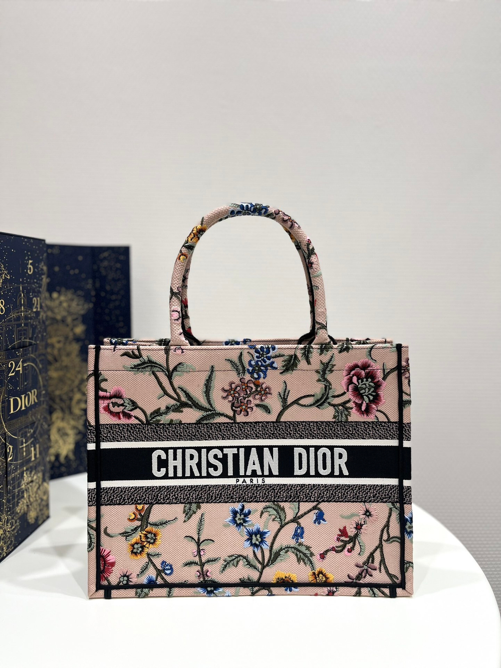 Christian Dior Book Tote 36 cm