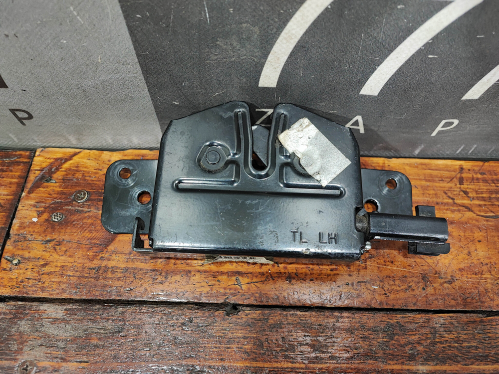 Замок капота Hyundai Tucson 3 (TL) 15-21 Б/У Оригинал 81130D3100