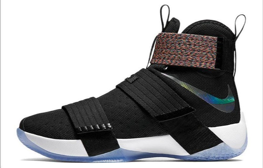 Кроссовки Nike Zoom Soldier 10 Cosmic